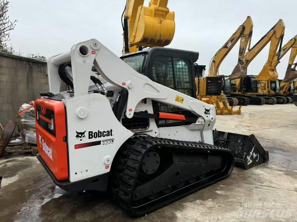 Bobcat T 770 لوادر زحافة