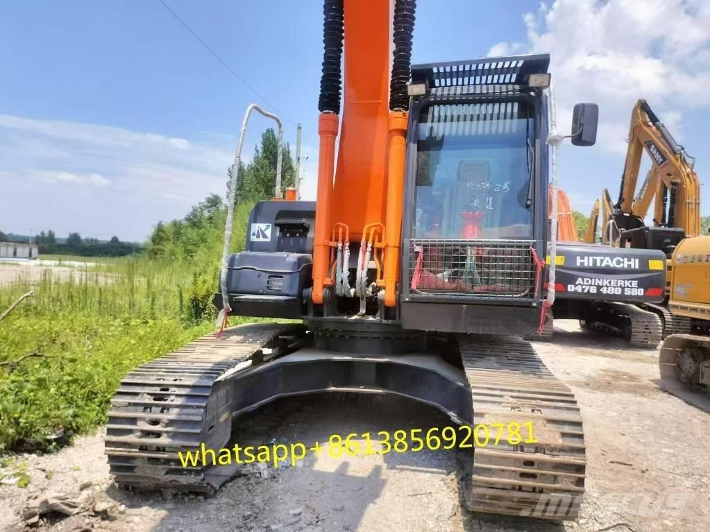 Hitachi ZX 210-3 حفارات زحافة