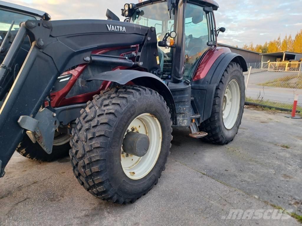 Valtra 234 Direct الجرارات