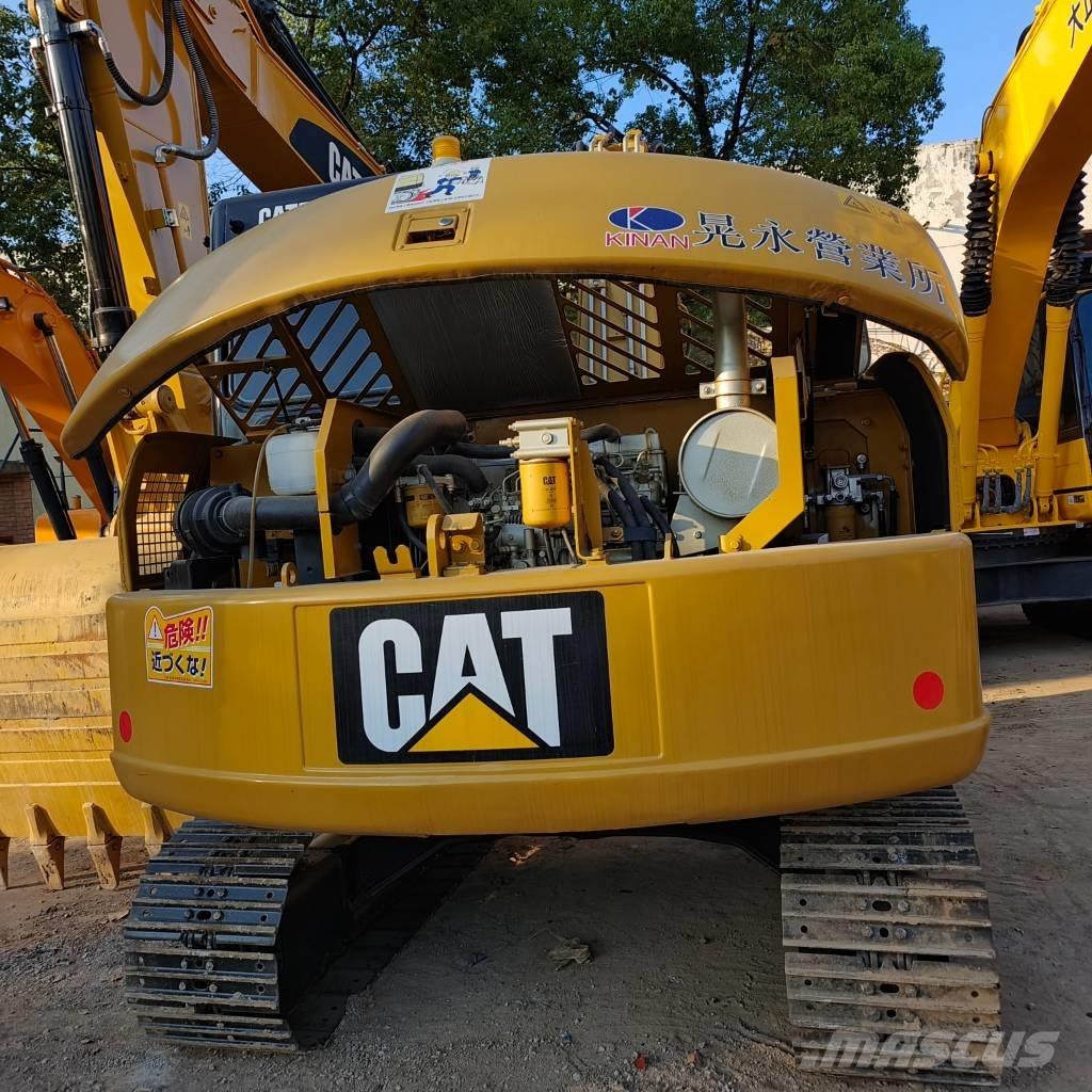 CAT 307 حفارات زحافة