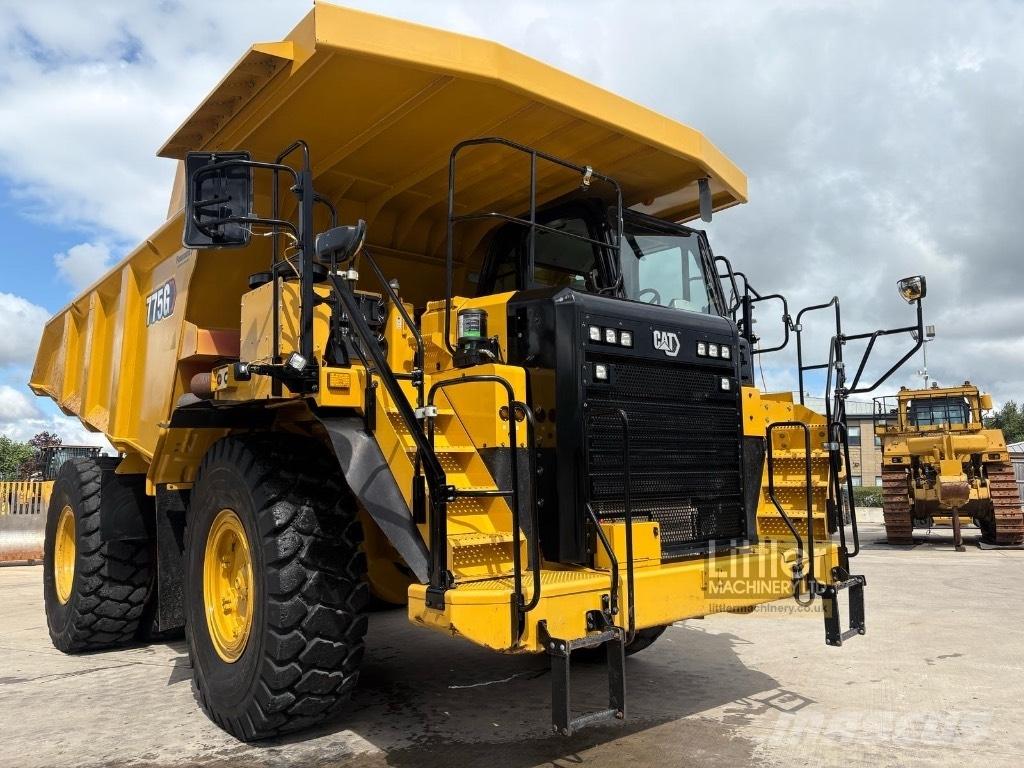 CAT 775 G شاحنات المخلفات الصلبة