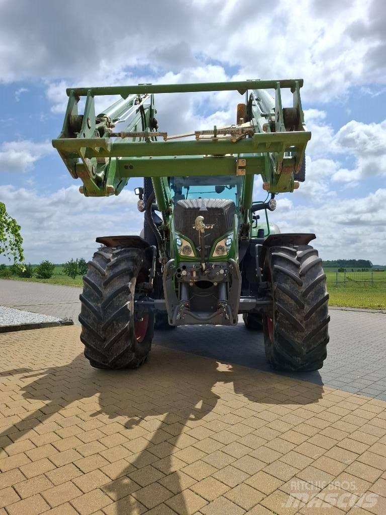 Fendt 724 Profi Plus الجرارات