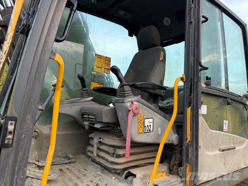 Volvo Ec210cl حفارات زحافة