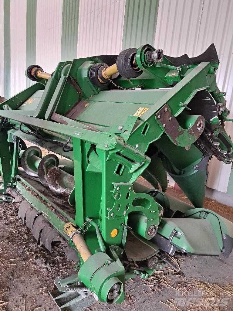 John Deere 608C رؤوس الحصادات الدراسات