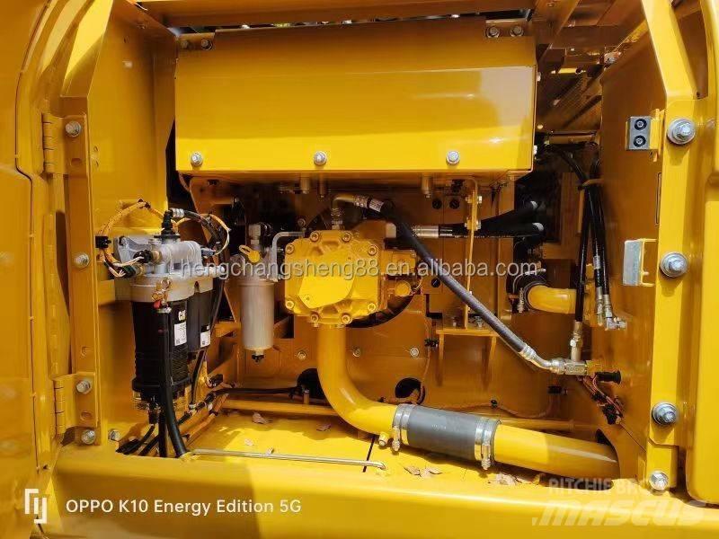CAT 320 C L حفارات زحافة