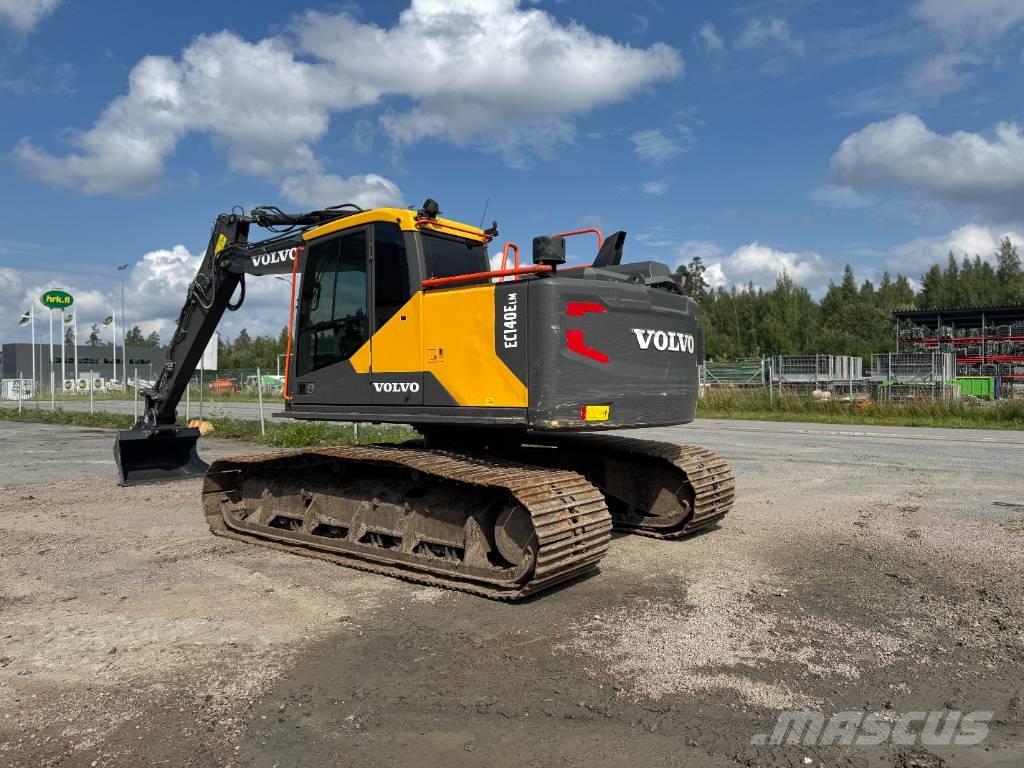 Volvo EC 140 ELM حفارات زحافة