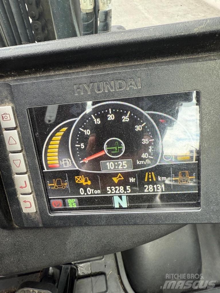 Hyundai 33D-9 شاحنات الديزل