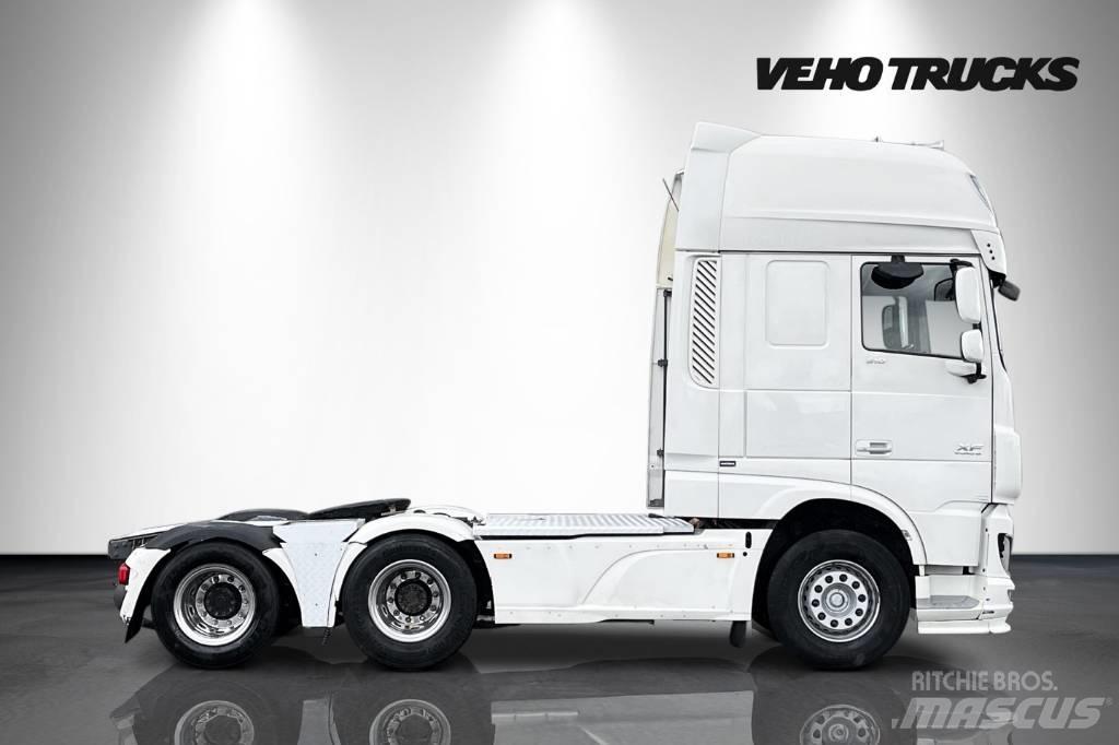DAF XF 530 FTS Z 6x2 وحدات الجر