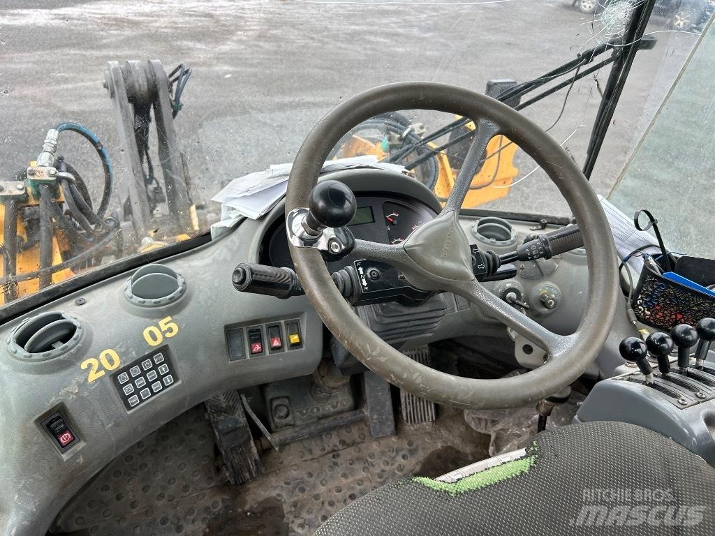 Volvo L 60 E لوادر بعجل