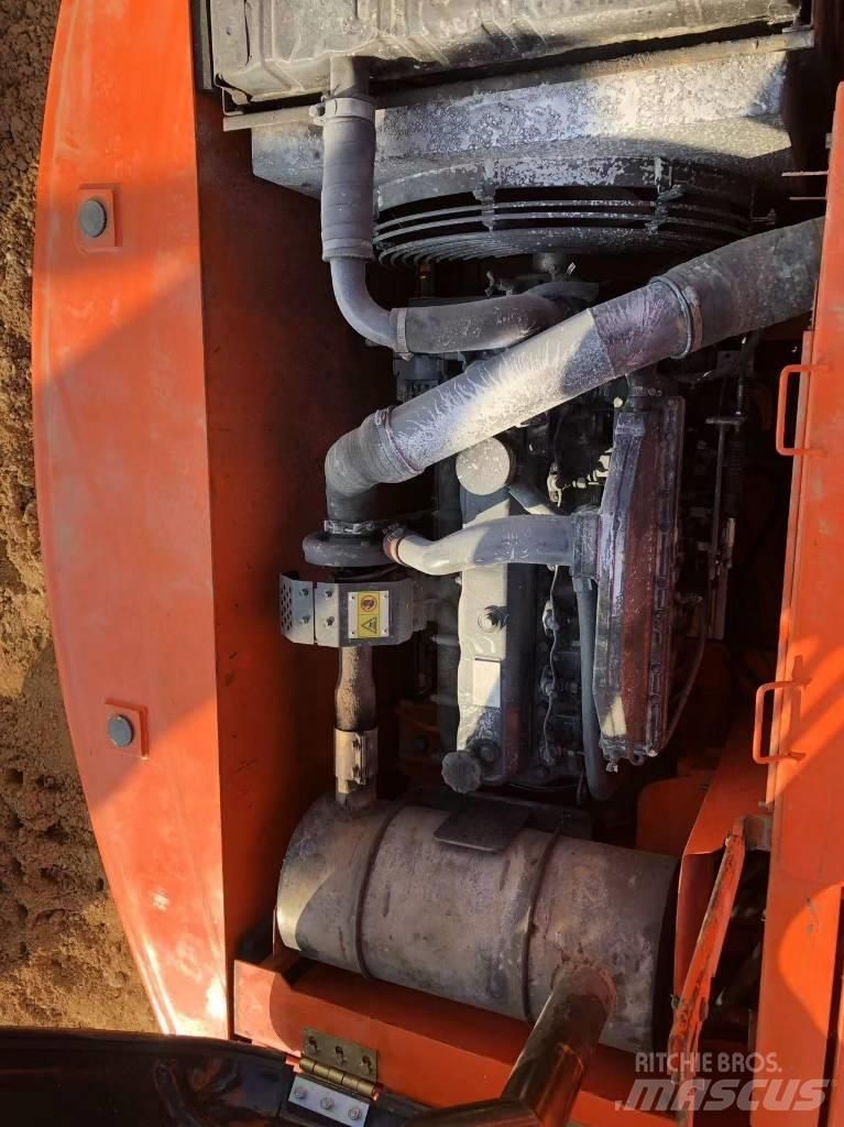 Doosan 220-7 حفارات زحافة
