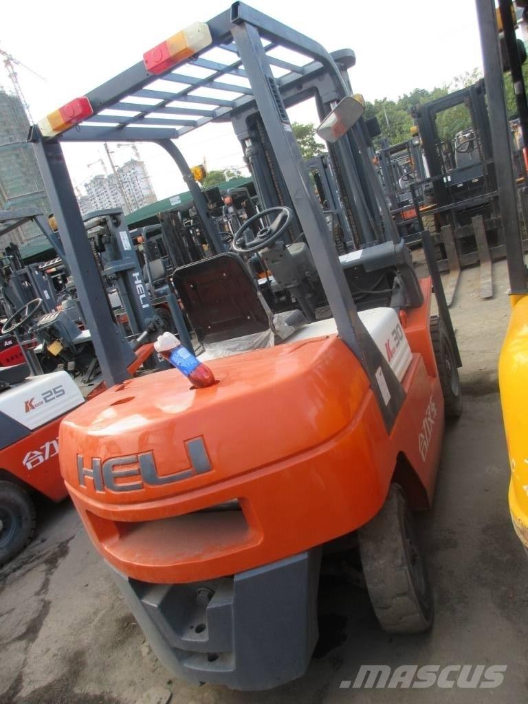 Heli FD 30 شاحنات الديزل