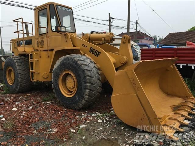 CAT 966 F لوادر بعجل