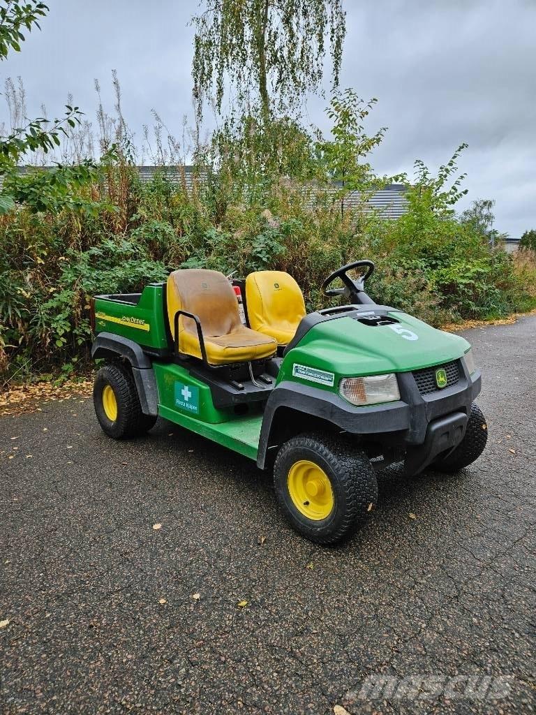 John Deere Gator CX ناقلات الأدوات