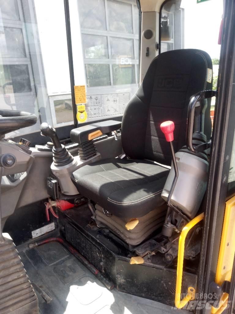 JCB Hydradig 110W حفارات بعجل