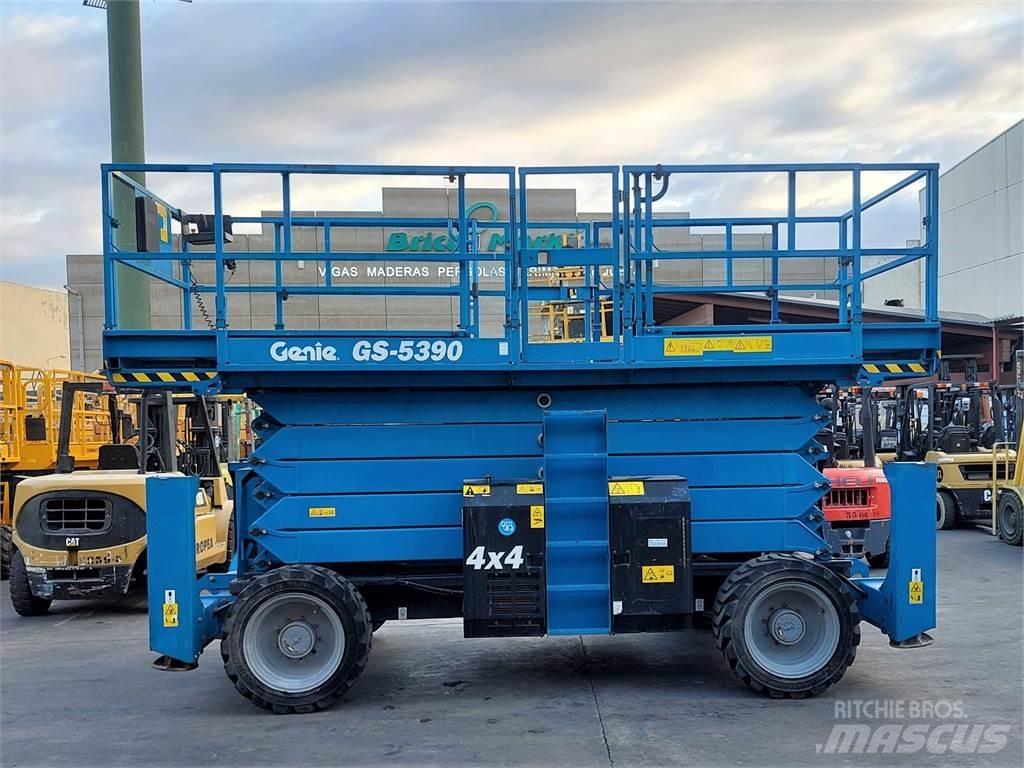 Genie GS5390RT رافعات مقصية الشكل