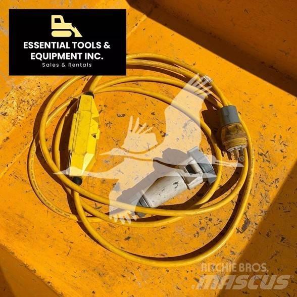 JCB HTD5E عربات نقل قلابة للمواقع