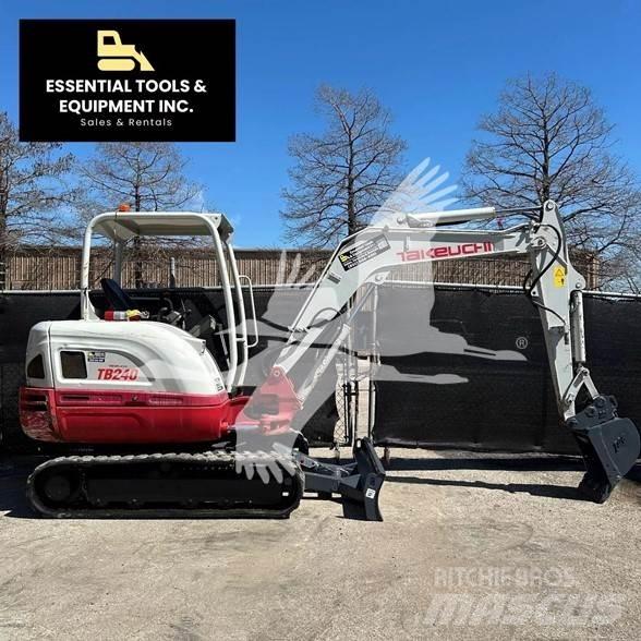 Takeuchi TB240 حفارات صغيرة أقل من 7 طن (حفارات صغيرة)