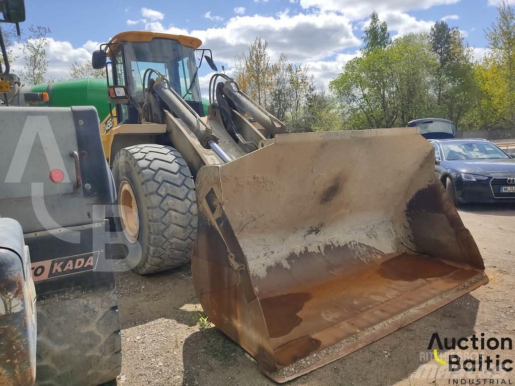 JCB 456 لوادر بعجل