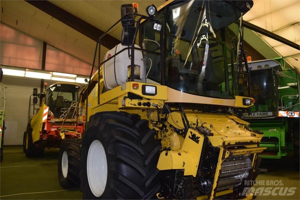 New Holland FX 40 علافات ذاتية الدفع