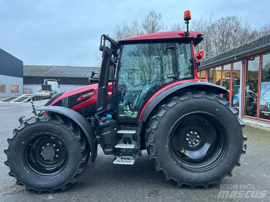 Valtra G125 Active الجرارات