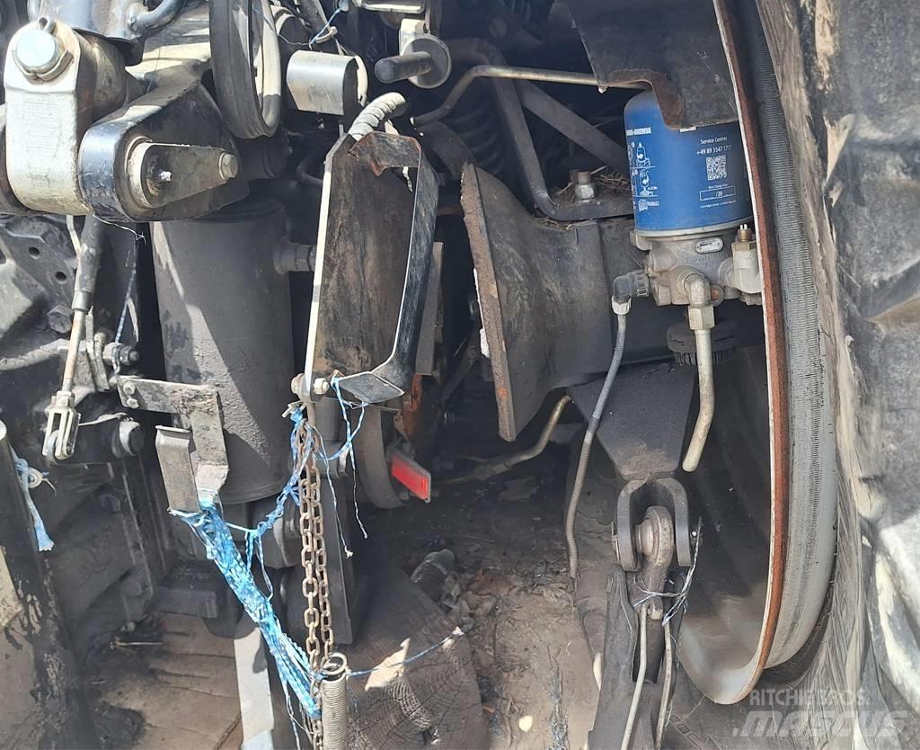 New Holland T 7.270 الجرارات