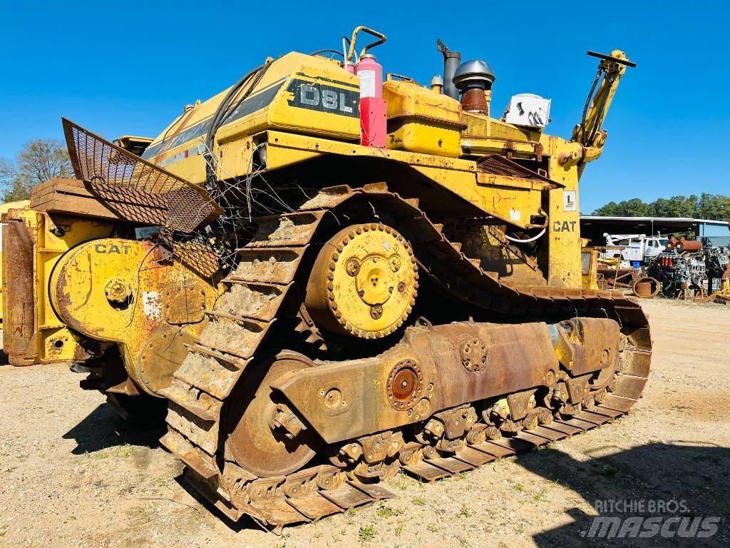 CAT D 8 L بلدوزرات مجنزرة