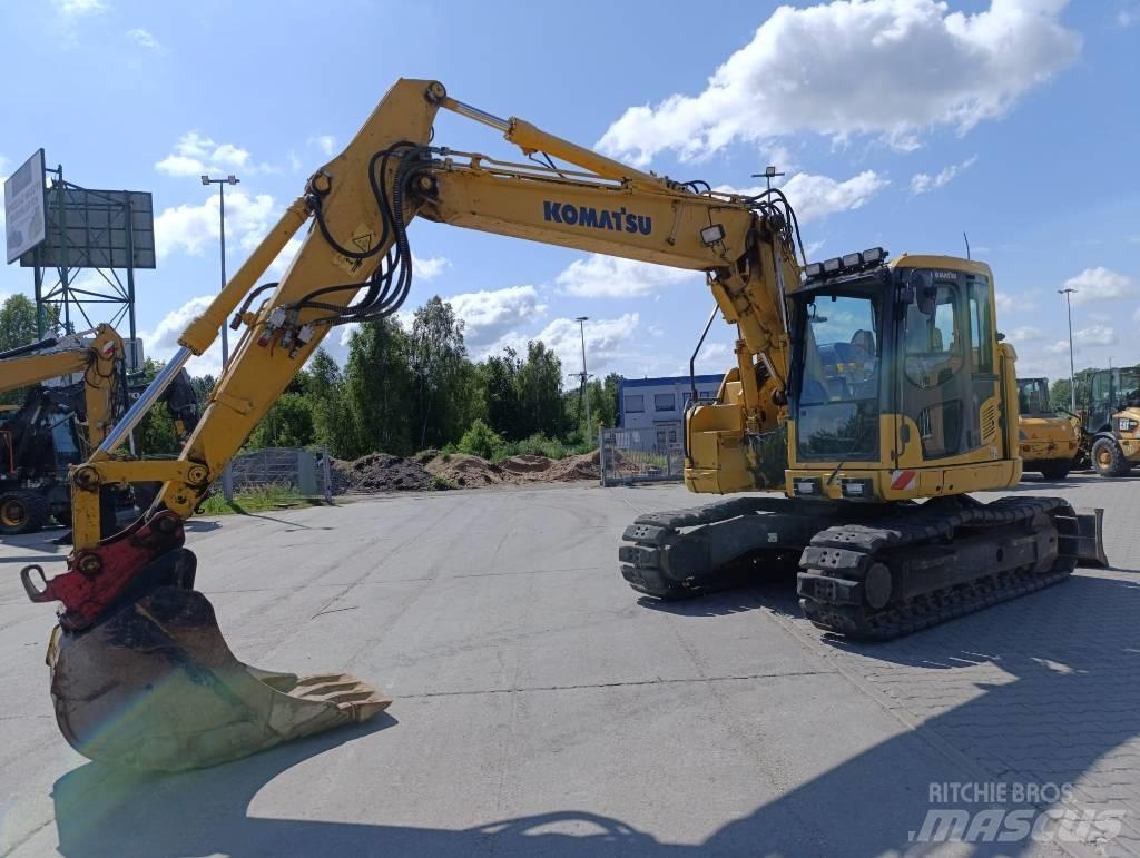 Komatsu PC 138 US-11 حفارات زحافة