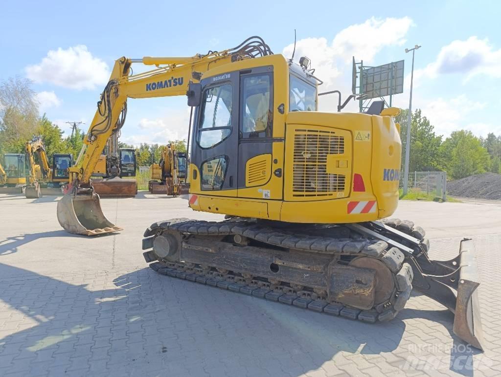 Komatsu PC 138 US-11 حفارات زحافة
