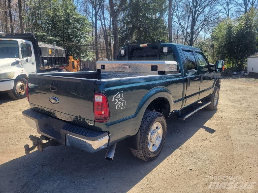 Ford F350 XLT شاحنات خفيفة/مفصلية الجوانب