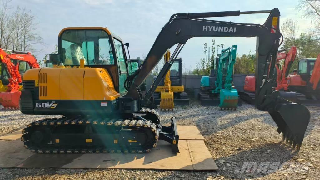 Hyundai R60VS حفارات صغيرة أقل من 7 طن (حفارات صغيرة)
