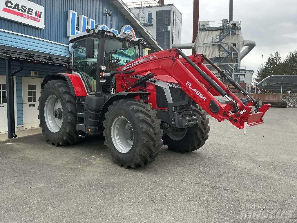 Massey Ferguson 8 S الجرارات
