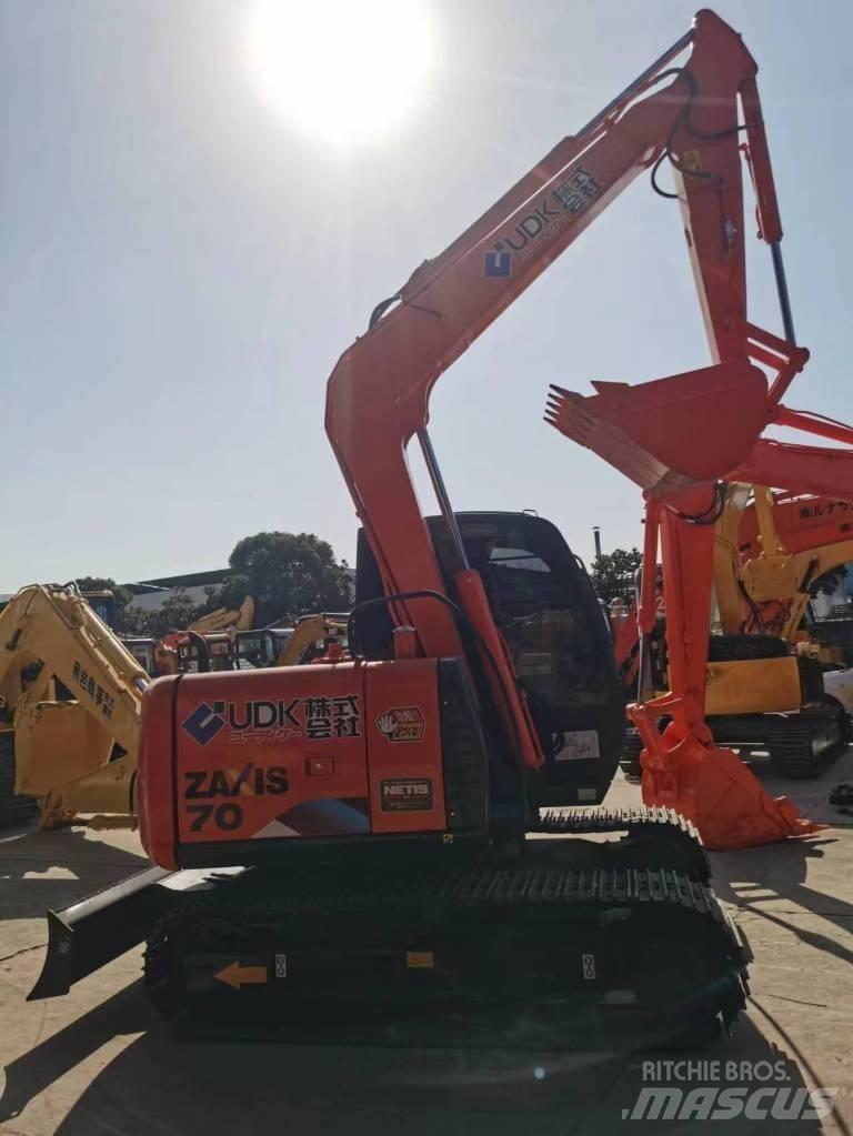 Hitachi ZX 70 حفارات صغيرة أقل من 7 طن (حفارات صغيرة)
