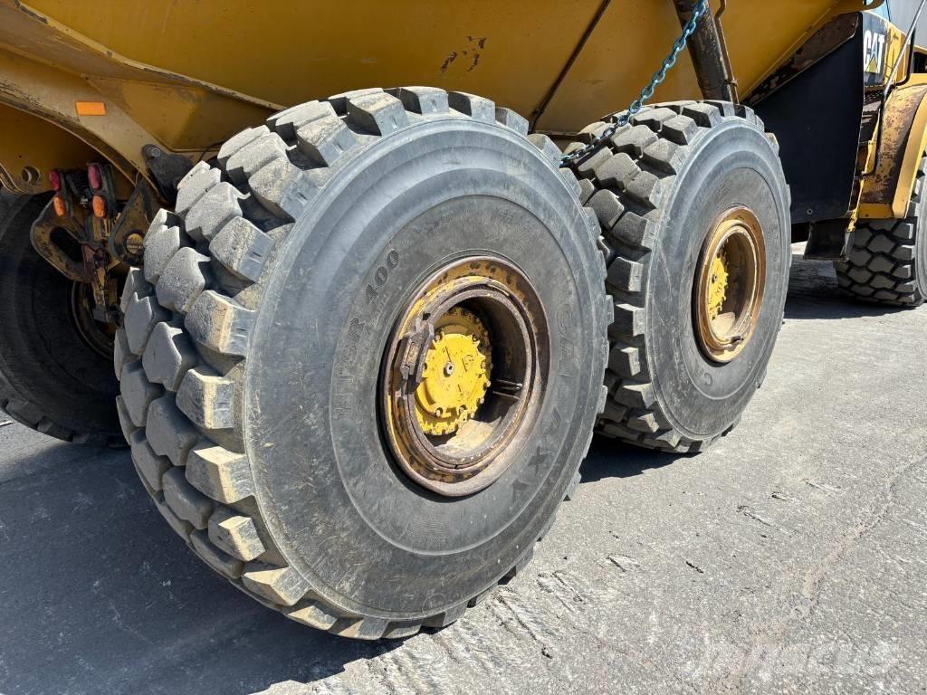 CAT 745 C ساحبات مفصلية