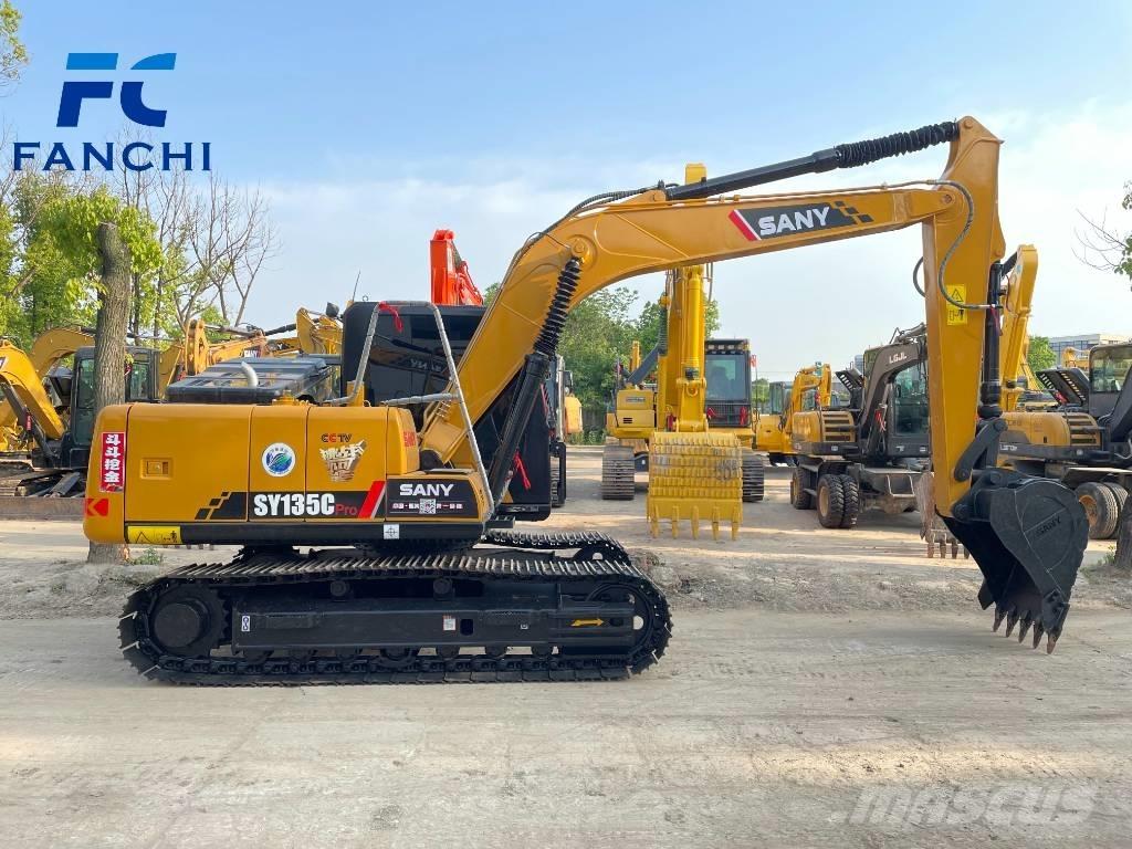Sany 135c حفارات زحافة