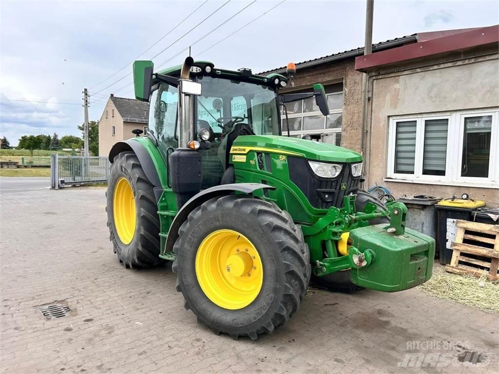 John Deere 6R 150 الجرارات