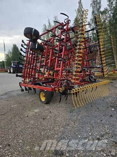 Potila Master 700 كاسحات