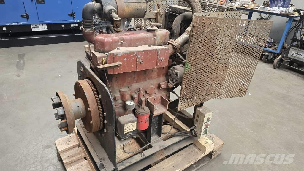 Mitsubishi S4E محركات