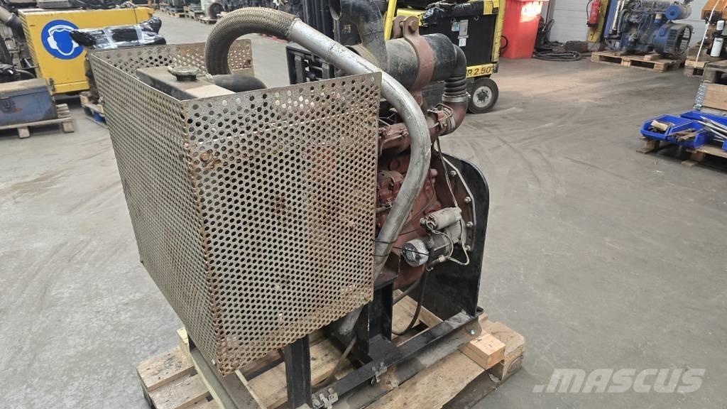 Mitsubishi S4E محركات