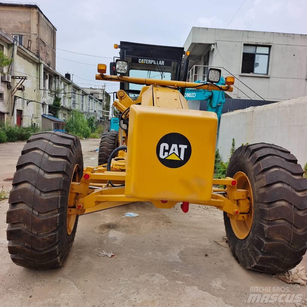 CAT 140 H معدات تمهيد الطرق