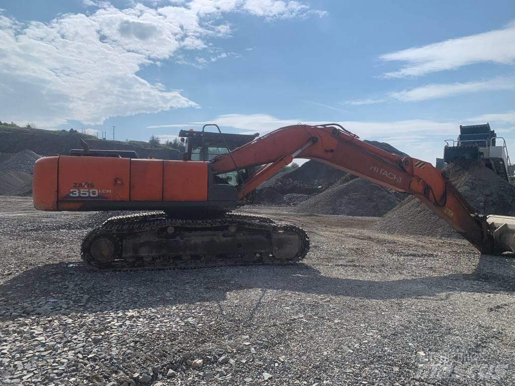 Hitachi ZX 330 LC-5 حفارات زحافة