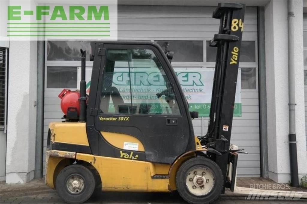 Yale glp 30 vx شاحنات ذات رافعات شوكية - أخرى