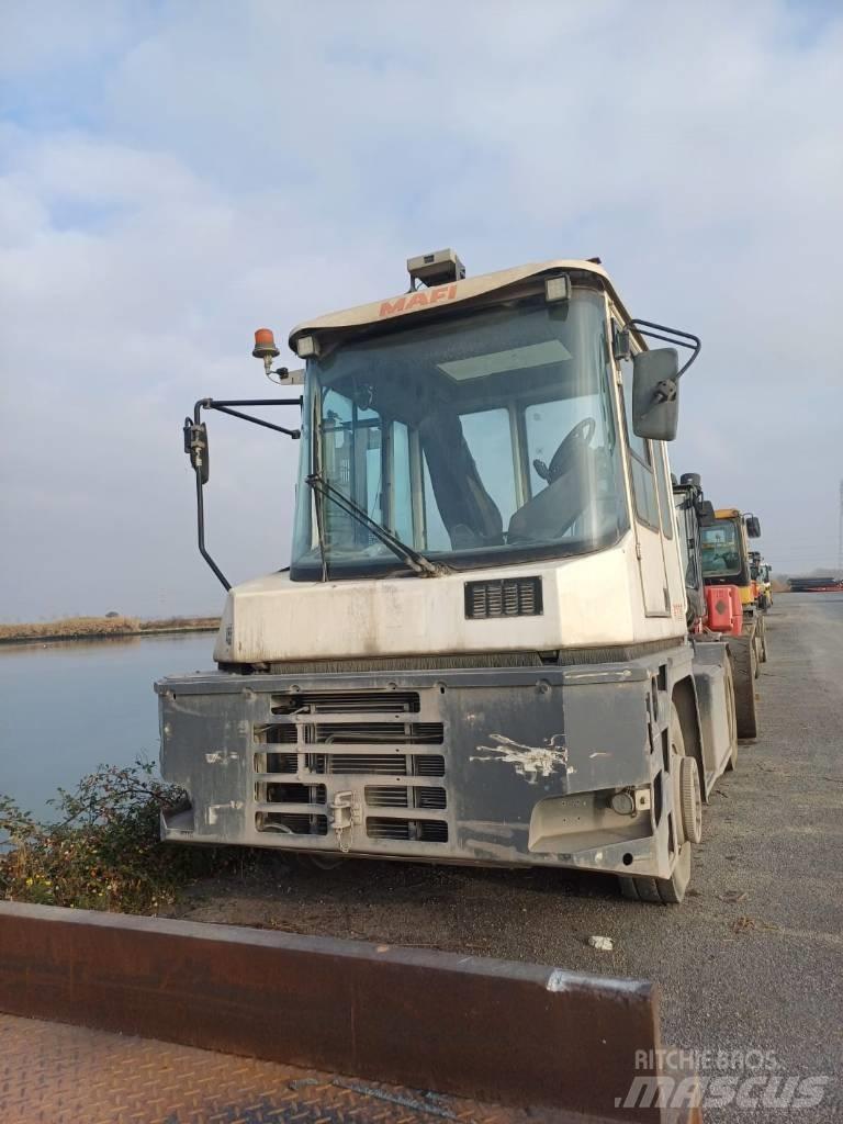 Mafi R336 جرارات صالات المطارات