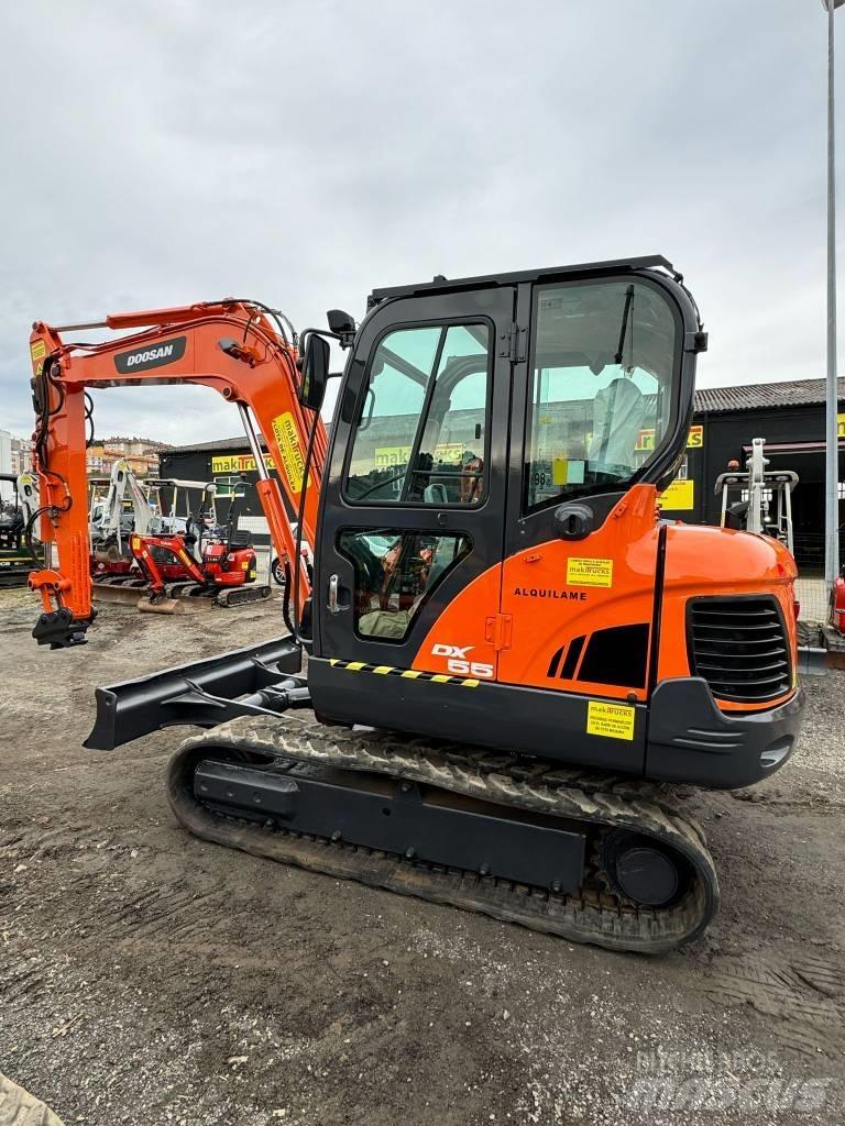 Doosan DX 55 حفارات صغيرة أقل من 7 طن (حفارات صغيرة)