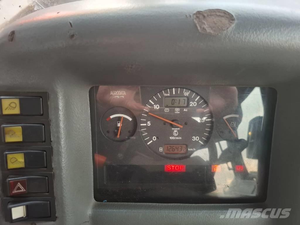 Valtra Valmet 8950 الجرارات