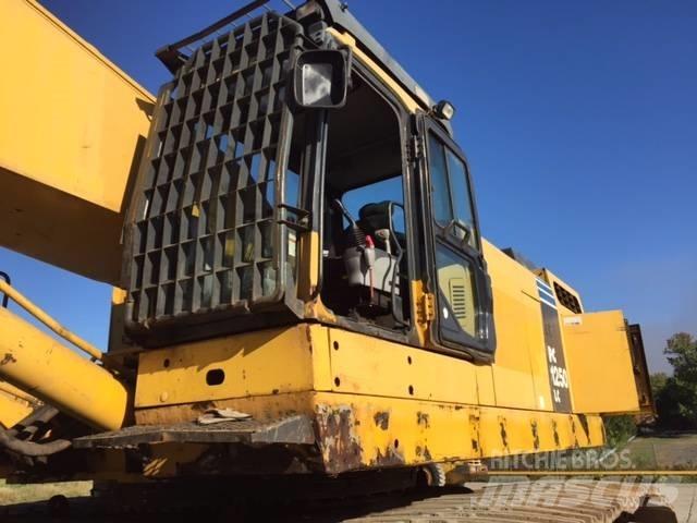 Komatsu PC1250 LC-8 حفارات زحافة