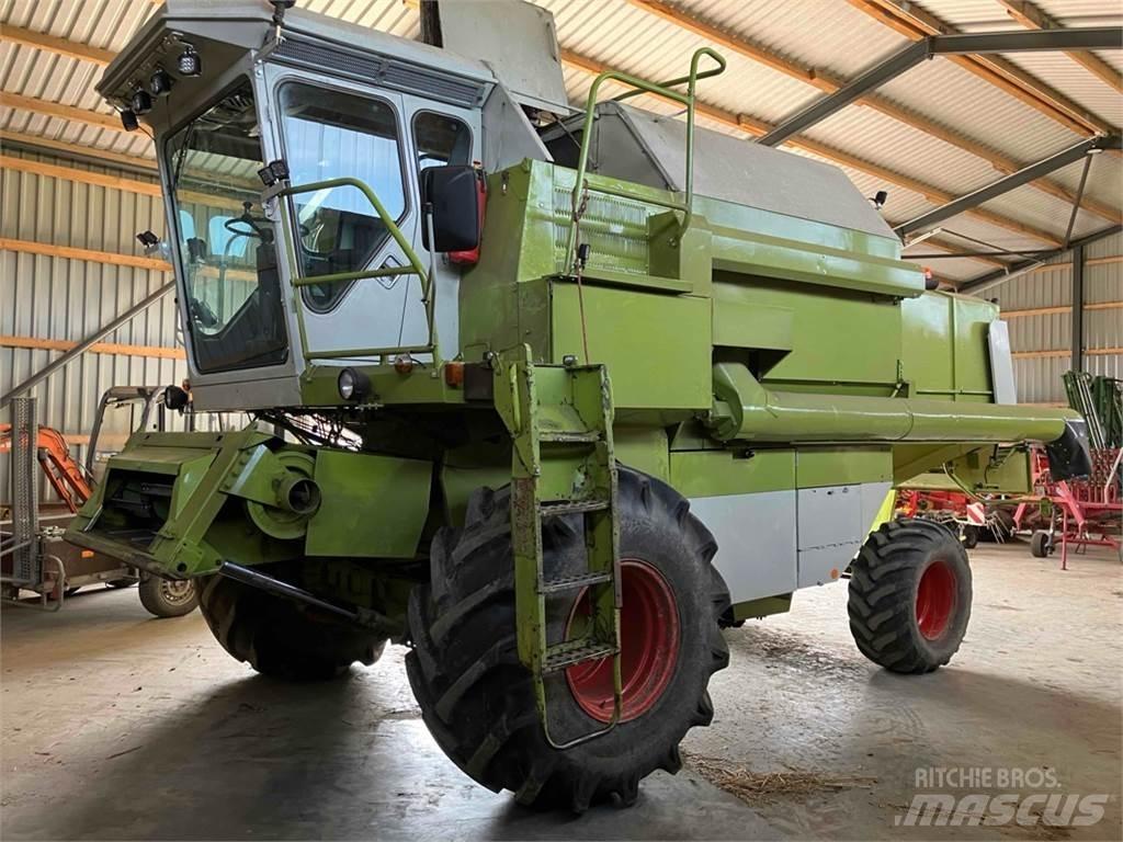 CLAAS Dominator 96 حصادات