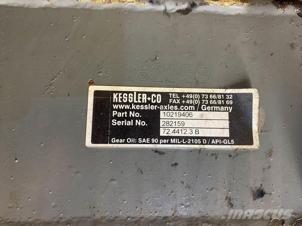 Liebherr Achter محور العجلة