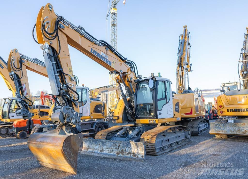 Liebherr R 920 حفارات زحافة