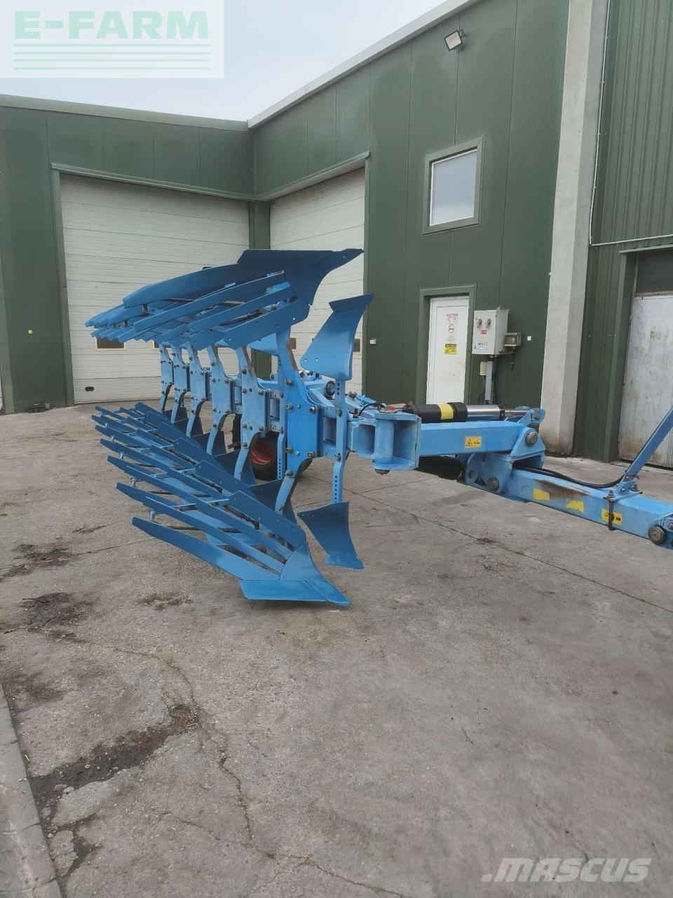 Lemken Diamant 10 محاريث تقليدية