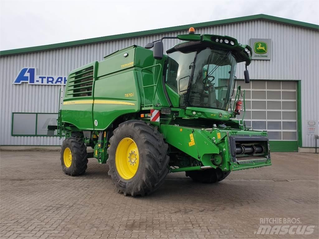 John Deere T670 حصادات